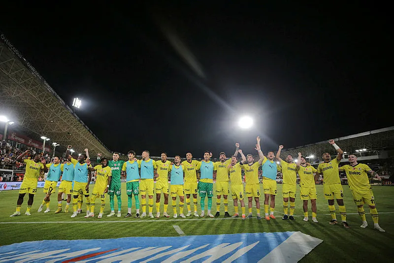 FENERBAHÇE TRANSFER HABERLERİ | Fenerbahçe'de 4 ayrılık birden! Şansı kullanamadılar - 8