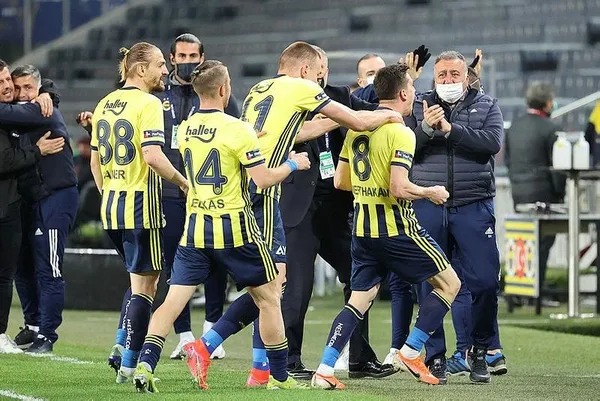 fenerbahce-evinde-galip-fenerbahce-2-1-gaziantep-fk-mac-sonucu-ozet-1618250714794.jpeg
