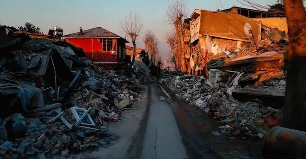 Dışişleri Bakanı Mevlüt Çavuşoğlu'ndan yurt dışından gelen arama kurtarma ekiplerine teşekkür videosu