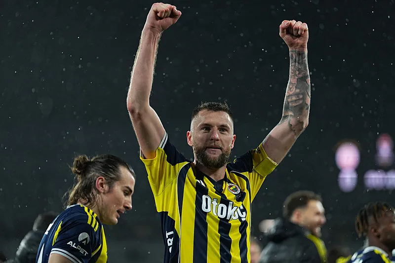 Fenerbahçe'nin Süper Kupa sevinci gölgede kalacak! Transferde mutlu son yakın - 10