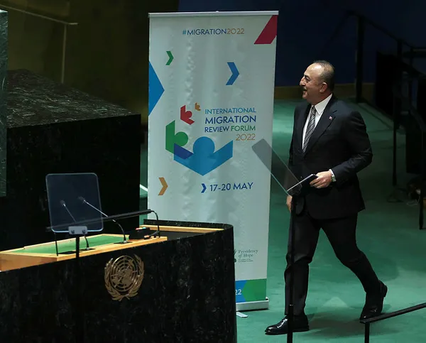 disisleri-bakani-mevlut-cavusoglundan-bm-goc-forumunda-onemli-mesajlar-yunanistan-olumlere-neden-oluyor-1652988855833.jpg Dışişleri Bakanı Mevlüt Çavuşoğlu'ndan BM Göç Forumu’nda önemli mesajlar: Yunanistan ölümlere neden oluyor-2