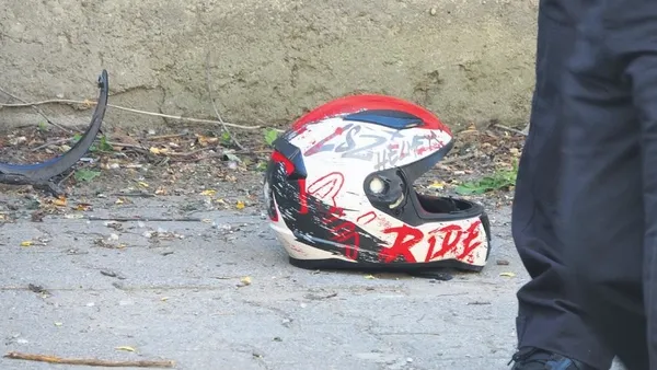 kahreden-haber-asiri-hiz-yapan-genc-kadin-motosiklet-surucusu-hayatini-kaybetti-1687639496600.jpeg Kahreden haber! Motoruyla aşırı hız yapan Eda hayatını kaybetti!-3