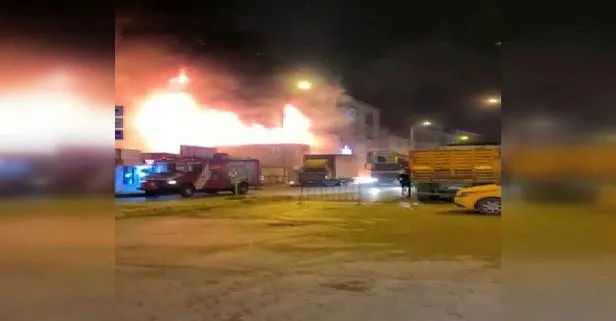 Yenibosna’da iş yerinde patlamanın ardından yangın çıktı