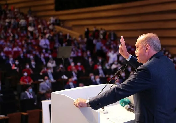 son-dakika-baskan-erdogandan-genc-dostu-sehirler-kongresinde-onemli-aciklamalar-1629833824981.jpeg Son dakika: Başkan Erdoğan'dan Genç Dostu Şehirler Kongresi'nde önemli açıklamalar-4