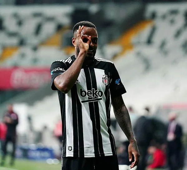 Beşiktaş, Hatay'ı 7 gol ile geçti: Kartal'ın yıldızı Larin Hatay'a 4 gol atarak yıldızlaştı-5