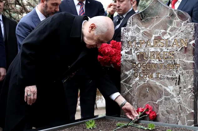 Devlet Bahçeli: 6'lı masa bir hikayedir