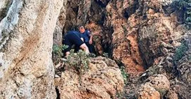 Manzara için çıktığı falezlerden tuvaletini yaparken düştü!