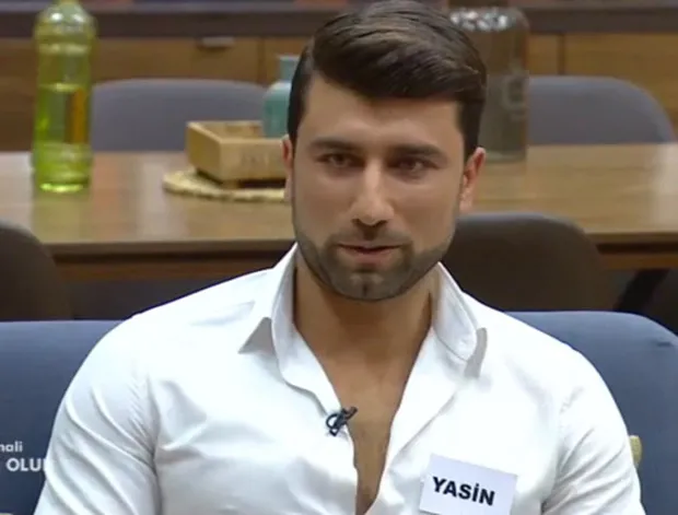 Yemekteyiz yetmedi Masterchef'e katıldı o da yetmedi Survivor! Oradan oraya gezen Yasin Obuz'dan 'Olmaz olsun' dedirten rezillik-8