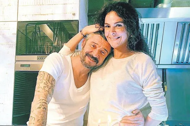 Gamze Topuz sevgilisi Tümer Metin'e aşkını haykırdı! "Daha sağlam seviyorum seni..."