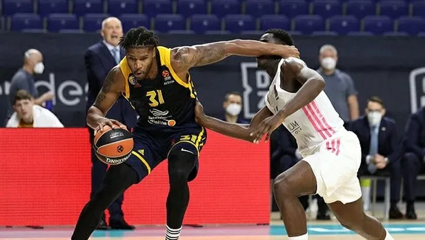 Fenerbahçe Beko ABD'li yıldız Devin Booker'u kadrosuna kattı-1