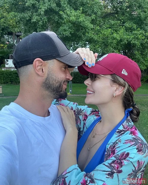 Yıldız Çağrı Atiksoy’un biricik eşi Berk Oktay’dan baba-kız paylaşımı: “Çok yakıştı” - 2