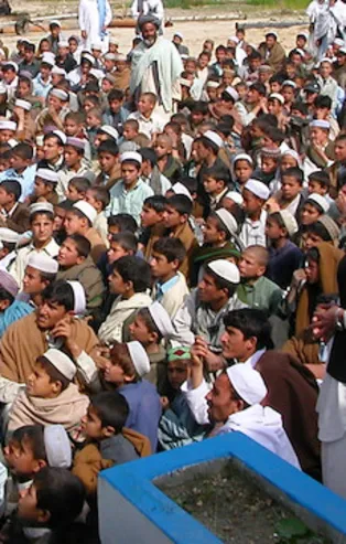 Afganistan'da FETÖ'ye ait okula baskın