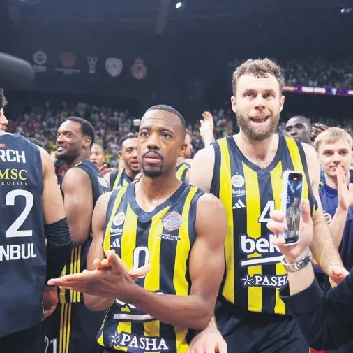 Fener kupa için parkede