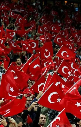 Türkiye-İzlanda maçından kareler