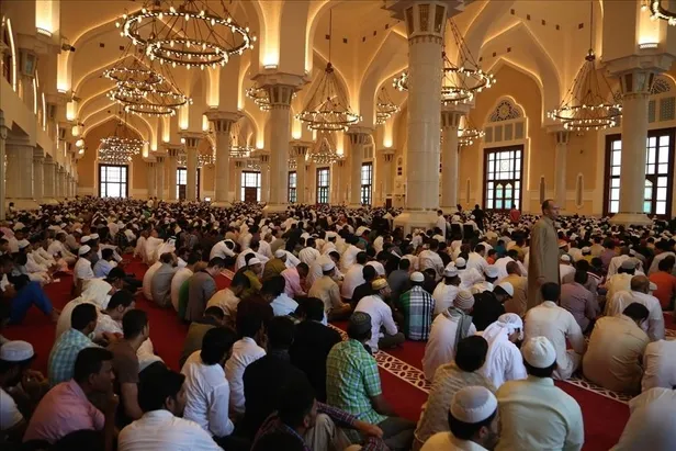 burdur-karaman-karabuk-bayram-namazi-saatleri-20-nisan-2023-diyanet-burdur-karaman-karabuk-bayram-namazi-saat-1681992762903.jpg Burdur, Karaman, Karabük BAYRAM NAMAZI SAATLERİ! 21 Nisan 2023 Diyanet Burdur, Karaman, Karabük bayram namazı saat kaçta?-2