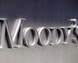 Yunanistan’a darbe üstüne darbe