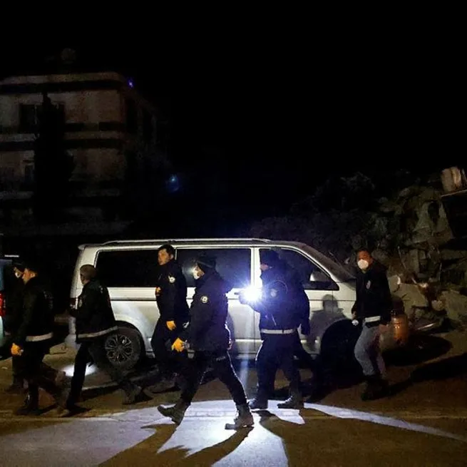 Son dakika: Hatayda 6,4, 5,8 ve 5,2 büyüklüğünde üç şiddetli deprem! Asrın felaketinde can kaybı 42 bin 310a yükseldi