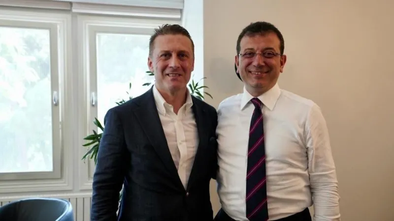 sahtekarligin-en-acik-belgesi-imamoglu-cetesi-capacityden-5-milyon-euro-rusvet-alamayinca-universiteyi-kandird-1776323291725.jpeg Sahtekarlığın en açık belgesi: İmamoğlu Çetesi Capacity'den 5 milyon Euro rüşvet alamayınca üniversiteyi kandırdı | Encümenin ruhsat oyunu-3