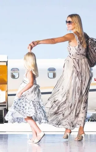 Dünyanın sosyetesi Bodrum'a akın etti! Milas Havalimanı özel jetlerle doldu...