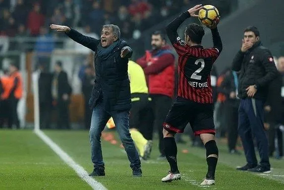Şenol Güneş ile Ümit Özat arasında gerilimli anlar-1
