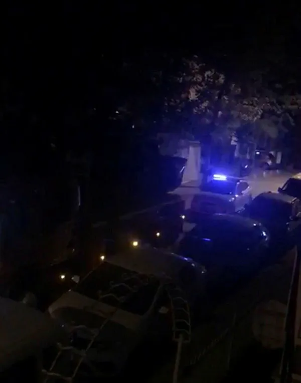 saplantili-asik-takip-ettigi-kadinin-evine-girip-yuzune-kimyasal-madde-doktu-1633611263256.jpg Saplantılı aşık, takip ettiği kadının evine girip yüzüne kimyasal madde döktü-2