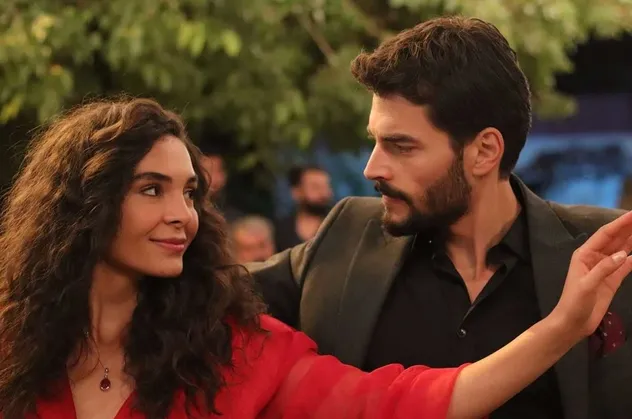 2020'nin en iyisi Hercai! İsrail'den Hercai'ye 4 ödül birden...