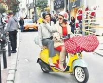 Özge Ulusoy’un trafik çilesi motorla bitti