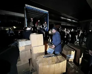 Gardaş Azerbaycandan Türkiyeye insani yardım konvoyu! Baküden kamyonlar yola çıktı