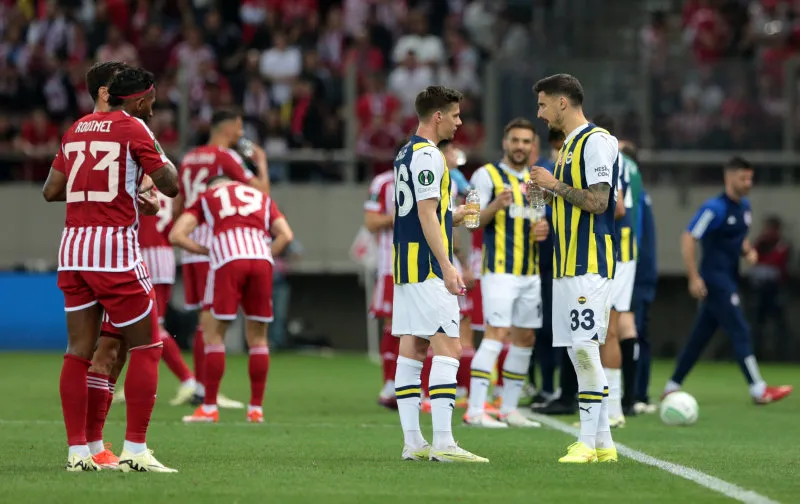 İsmail Kartal'dan stoper kararı! Olympiakos maçı 11'i şekillendi - 5
