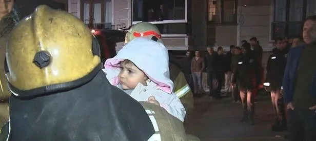 Güngören’de 5 katlı binada yangın