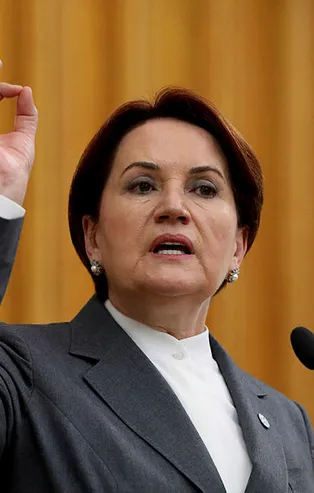 Akdeniz'den de Türkiye'den de haberi yok! Meral Akşener Türkiye'nin Doğu Akdeniz'deki gaz arama faaliyetlerinden habersiz!