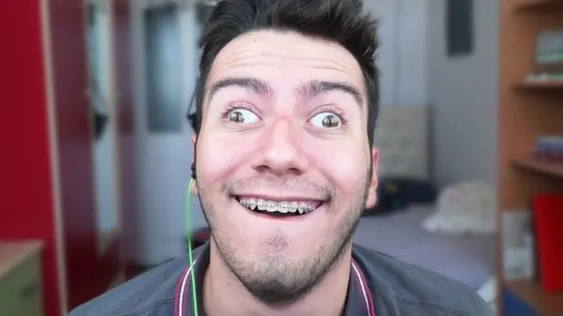 Sosyal medya fenomenleri üzgün! Vergi paketinde fenomenlere 640 bin lira sınırı...