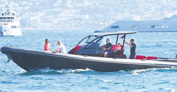 Tatil için Bodrum’da olan Süreyya Yalçın'a koruma ordusu