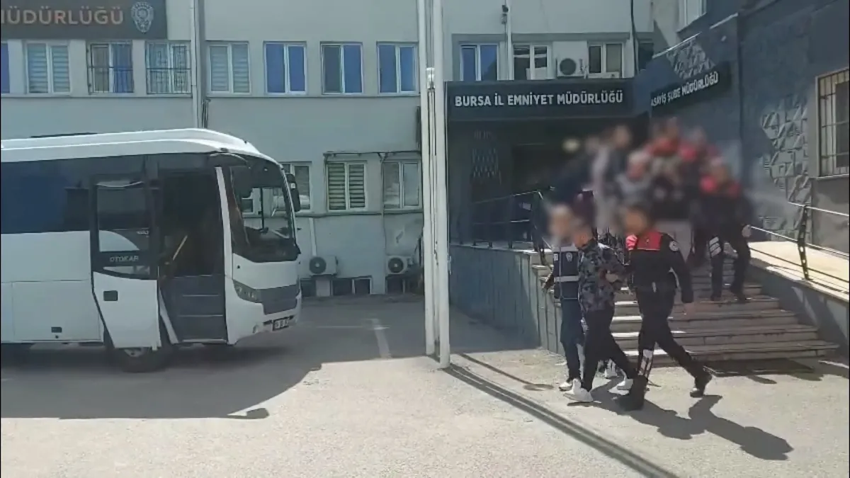 Masaj salonu görünümlü fuhuş çetesi çökertildi: 11 milyon liralık varlığa el konuldu