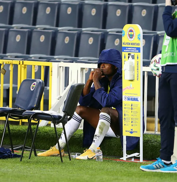 fenerbahceye-mbwana-samatta-mujdesi-iskoc-ekibi-devrede-1627410559832.jpg Fenerbahçe’ye Mbwana Samatta müjdesi! İskoç ekibi devrede…-3