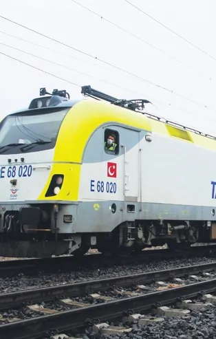 Raydan çıkıp ülkesine karalayanları üzecek haber: İkinci ihracat treni yola çıktı