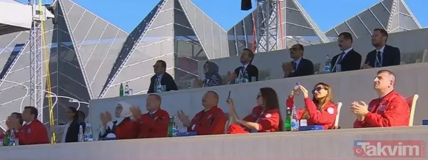 Azerbaycan'ın başkenti Bakü'de TEKNOFEST heyecanı! Gökyüzüne ay-yıldız çizildi - 4