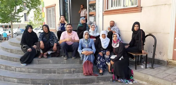 PKK çocuklarını kaçırmıştı! Eylem yapan ailelere TÜRKAB'tan tam destek!-1