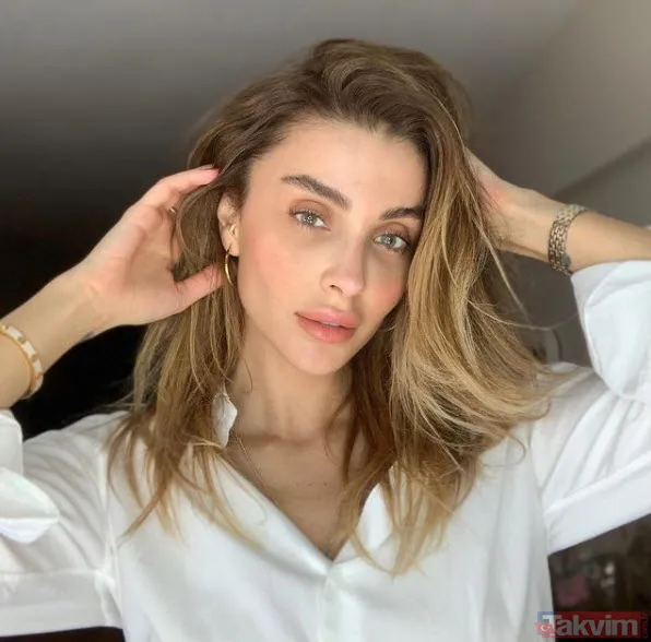 Burcu Özberk sosyal medyayı ateşe verdi! ‘Yine yangınlar yine ben’ diyen Burcu dekolteli beyaz minisiyle ortalığı kasıp kavurdu - 45