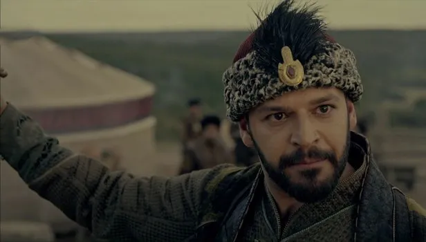 Bozkır Arslanı Celaleddin'e damga vuran sahne! Celaleddin, Türkan Hatuna meydan okudu