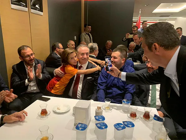 Derbi sonrası Ali Koç, Mustafa Cengiz'in fotoğrafını çekmişti! İşte perde arkası...-2