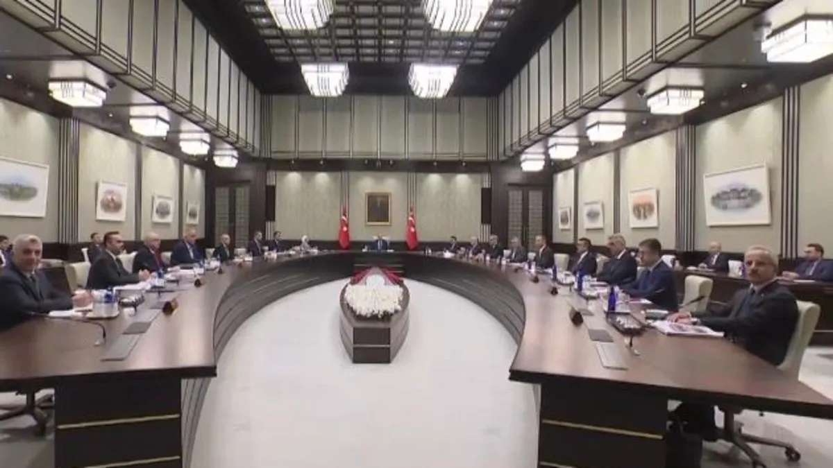 Asgari ücret masada! Cumhurbaşkanlığı Kabinesi toplanıyor