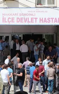Hakkari'de AK Parti'li siyasetçiye silahlı saldırı