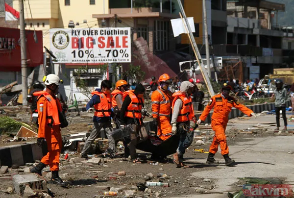 Tsunaminin vurduğu Palu neredeyse haritadan silindi - 32