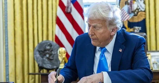 İmzayı attı! Donald Trump, "İran'a maksimum baskı" kararnamesini yeniden hayata geçirecek