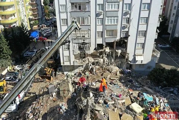 Al birini vur ötekine! Bahar Candan'dan sonra Nihal Candan'dan skandal deprem paylaşımı "Bunların beyin ölümü gerçekleşmiş" - 4