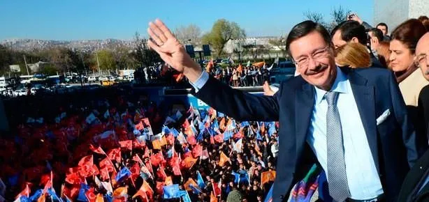Bütün gürültü 403 oy içinmiş