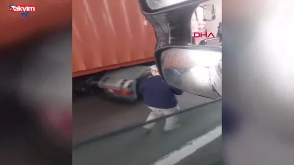 Kocaeli TEM’de TIR kazası: 1 ölü - Video