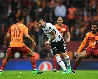 Galatasaray’a Beşiktaş derbisinde çifte şok!