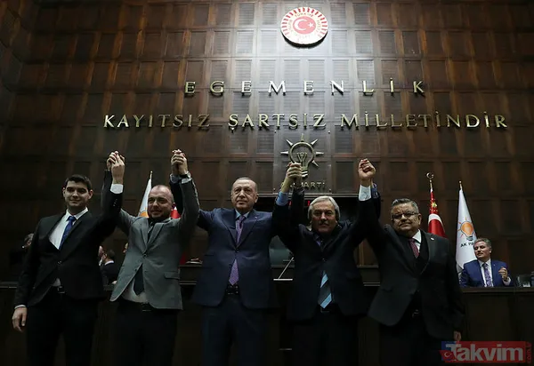 Başkan Erdoğan AK Parti'ye katılan 5 belediye başkanına rozetlerini taktı! - 6